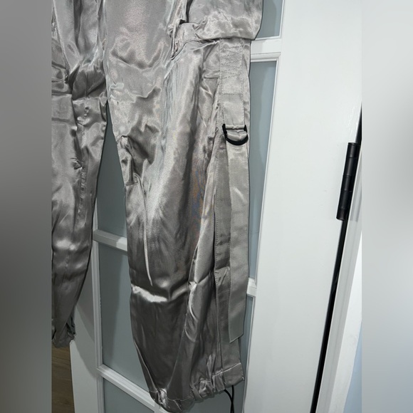 Zara silver satin cargo pants - Picture 3 of 4